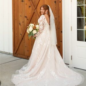 Meet your Posher, Addi